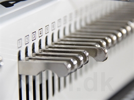 Wire Indbindingsmaskine HD-15 / OBS: stanser kvadatiske huller