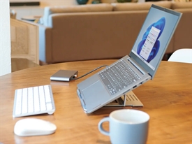Kensington K50417WW Aluminum Laptop Riser